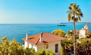 Sun, Sand, and Savings in Beach House Rentals